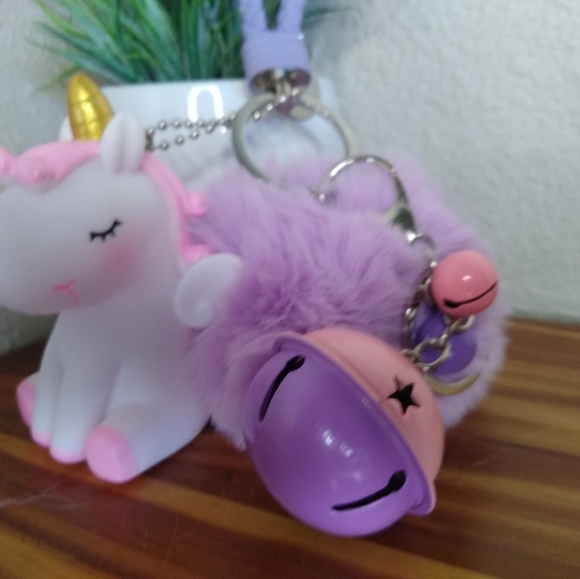 New Unicorn Plush Keychain - Picture 5 of 11